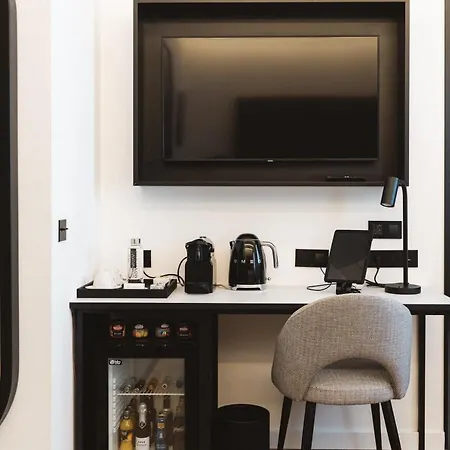 Boutique Petit Montision Hotel 4*